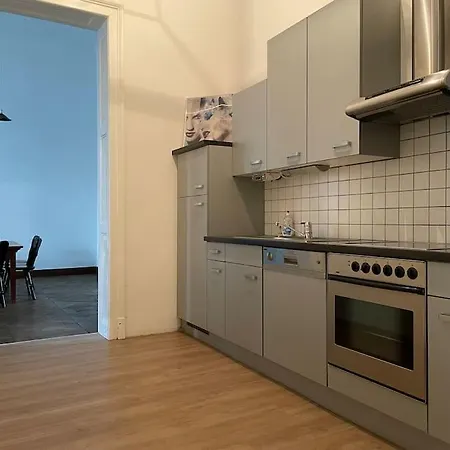 Geraeumige Altbauwohnung Im Zentrum Lejlighed *