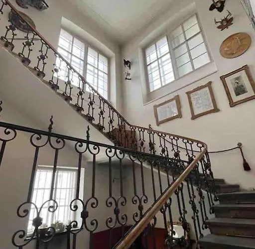 Geraeumige Altbauwohnung Im Zentrum * Грац