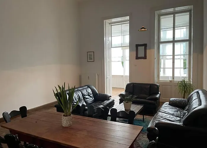 Geraeumige Altbauwohnung Im Zentrum * Грац